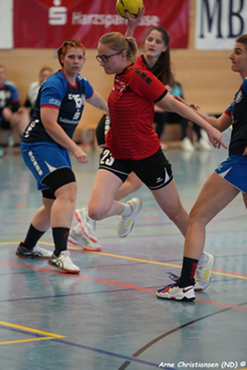 HVW Frauen belohnen sich mit einem Sieg