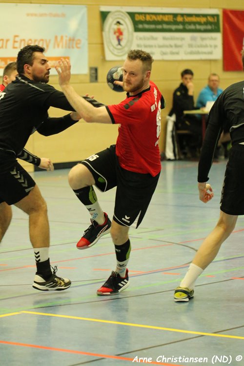 1. Männer mit Sieg gegen Bernburg II