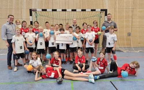 Spendenübergabe an Handballverein Wernigerode vom Round Table