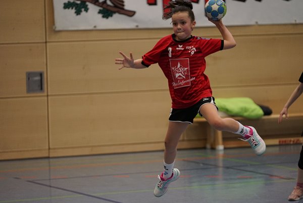 wE-Jugend siegt im Derby